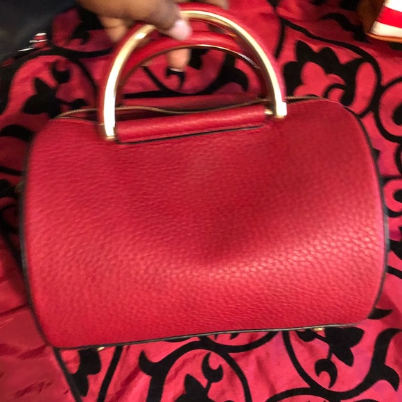 Purse - Picture 1 of 3